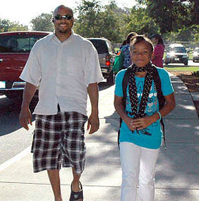 aa-dad-walking-daughter-to-school